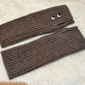 유니클로 안야 힌드마치 캐시미어 니트 암워머 장갑