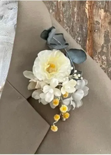 플라워 코사지 미모사 유칼립투스