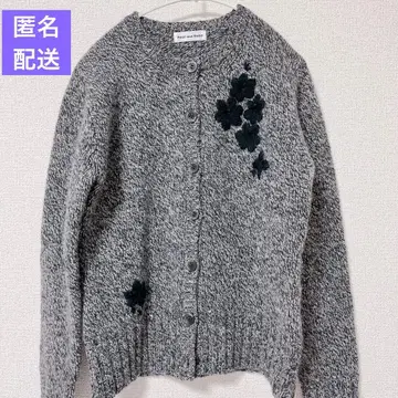 Feel and Ease *꽃무늬 자수 가디건