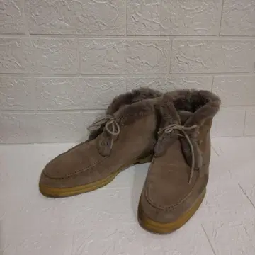 레어 로로 피아나 베이지 모카신 40 1/2