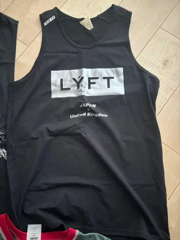 LYFT 블랙 탱크탑 JAPAN x UK