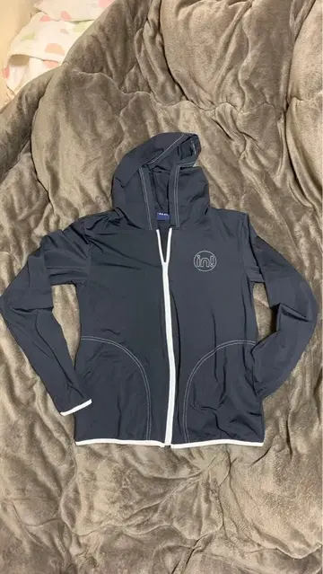 네이비 후드 부착 후드티 S 사이즈