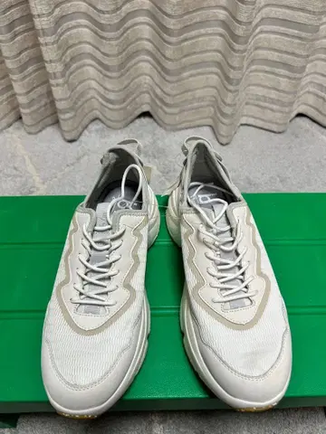 그레이 스니커즈 메쉬/합성 피혁