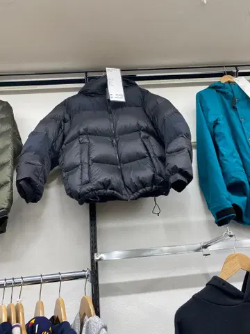 블랙 다운 자켓