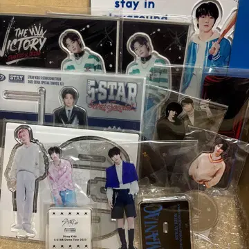 아이엔 아크릴 스탠드