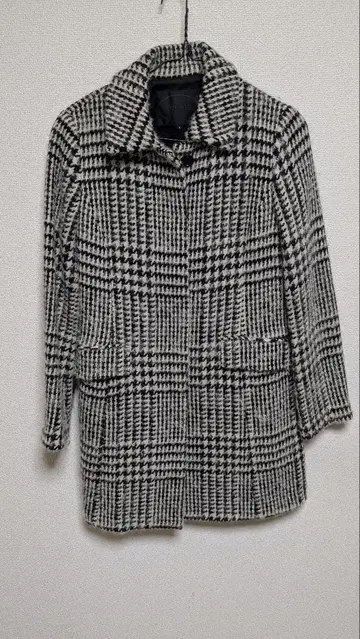 Untitled 하운드투스 체크 패턴 코트