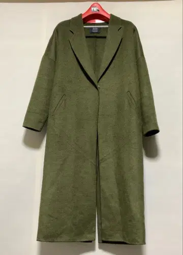 올리브 그린 롱 기장 체스터 코트