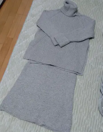 ZARA 그레이지 터틀넥 니트 스커트 셋업 S
