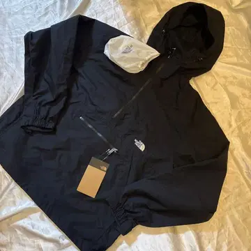 [ 새상품 ] The North Face 블랙 컴팩트 자켓