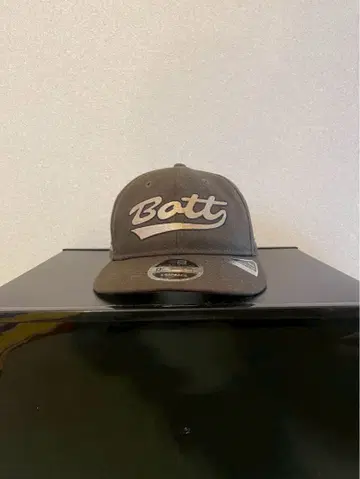 NEWERA Bott 콜라보 캡
