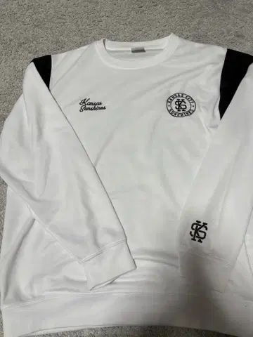 화이트 긴팔 트레이닝복 L