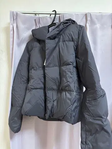 오후온 OFUON 숏 다운 자켓 택 포함 새상품