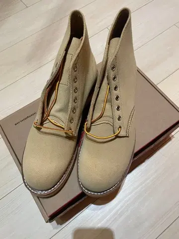 정가 이하! 미사용 새상품! 레드윙 8167