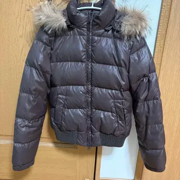 브라운 다운 자켓 후드 부착 y2k