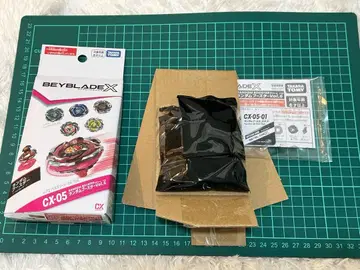 베이블레이드 X 랜덤 부스터 Vol.6 헬즈 리퍼 T4-70K