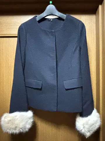 가토 로맨티크 노카라 자켓 네이비 퍼 포함 3way