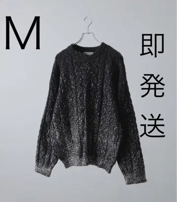 [CLEL] M 호일 프린트 케이블 크루넥 니트 블랙