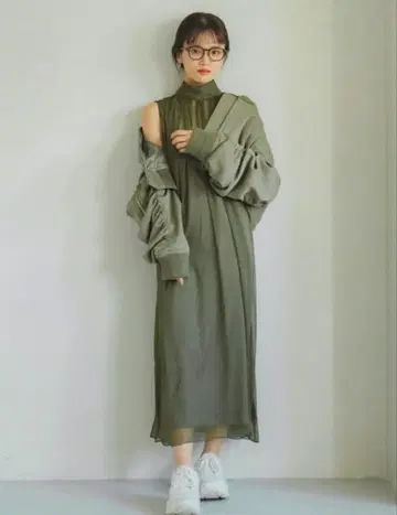 pinue 숏 블루종 카키