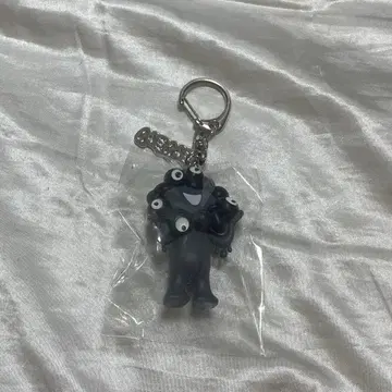 블랙 미야쿠미야쿠 키링