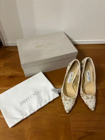 JIMMY CHOO 아이보리 레이스 하이힐