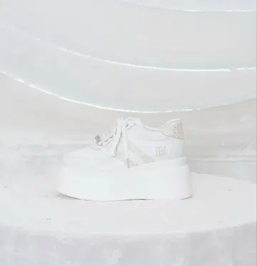 rosemuse 로제뮤즈 스니커즈