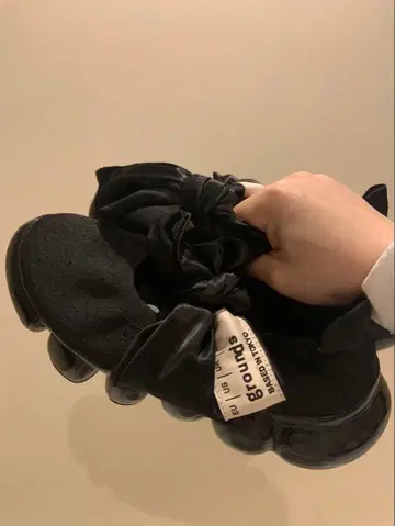 grounds JEWELRY HANKIE PUMPS 블랙