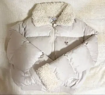 titty&Co. 퀼팅 보아 다운 아이보리