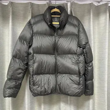 유니클로 자켓 울트라 라이트 다운 카키 남성용