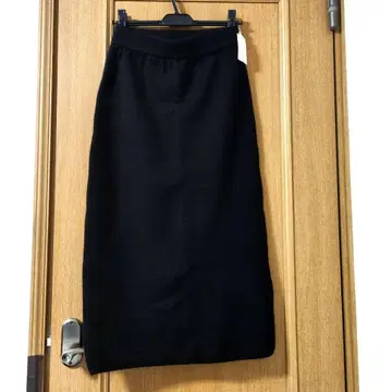 새상품! 택 포함 개럴개런트 롱 니트 스커트 블랙