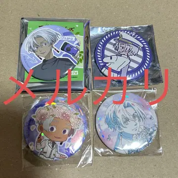 도쿄 리벤저스 카메라 산책 코스모 월드 캔뱃지 쿠로카와 이자나