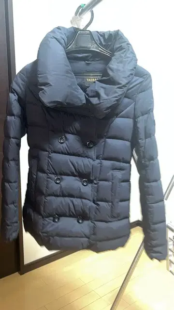 TATRAS 네이비 다운 자켓