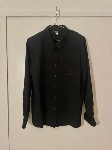 Leilian 블랙 둥근 카라 긴팔 셔츠 9호