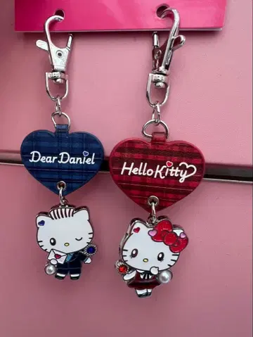 USJ 한정판 키티 페어 키체인 헬로키티