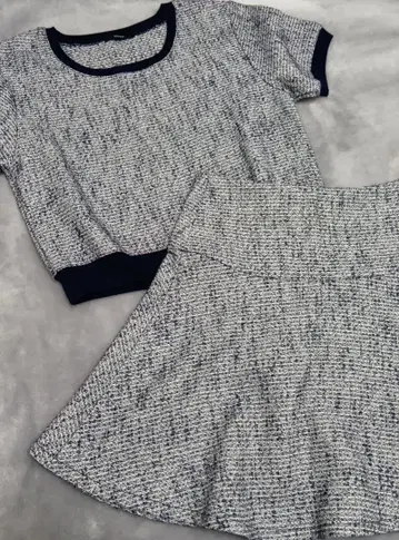 새상품급 에모다 EMODA 네이비 트위드 셋업