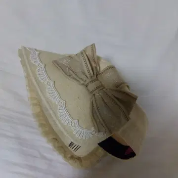 아논햇 소공녀의 보닛