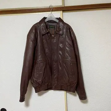 브라운 가죽 자켓