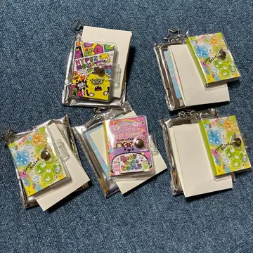 헤이세이 굿즈 트레이딩 씰북 미니 키링