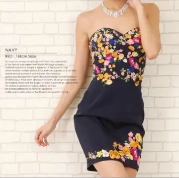 네이비 꽃무늬 자수 타이트 드레스 S 사이즈