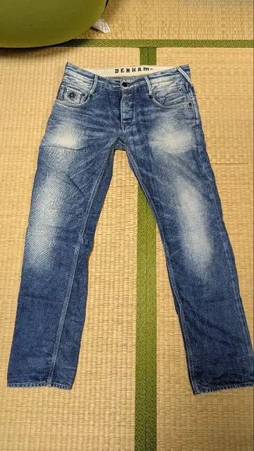 DENHAM 슬림핏 데님 W33