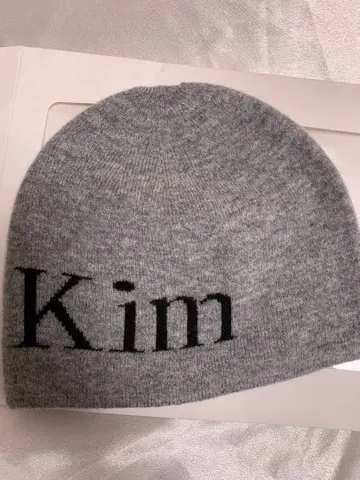 정품 그레이 니트 모자 문자 포함