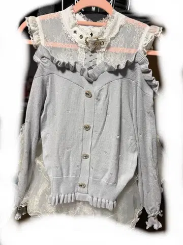 LIZ LISA 하트 자수 어깨 트임 레이어드 니트