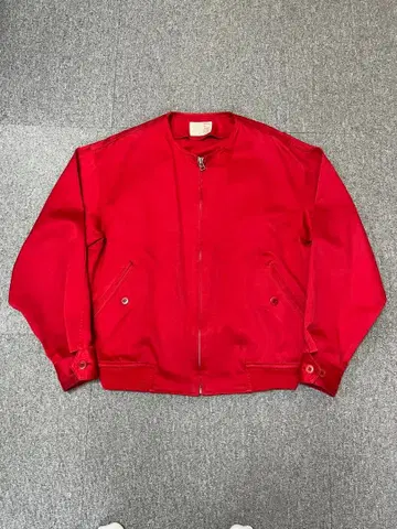 Atsuki Onishi 1988년제 레드 점퍼