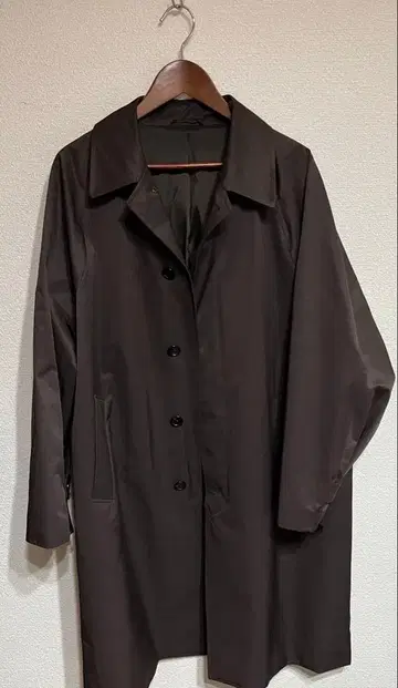 브라운 트렌치코트 남성용 PLST