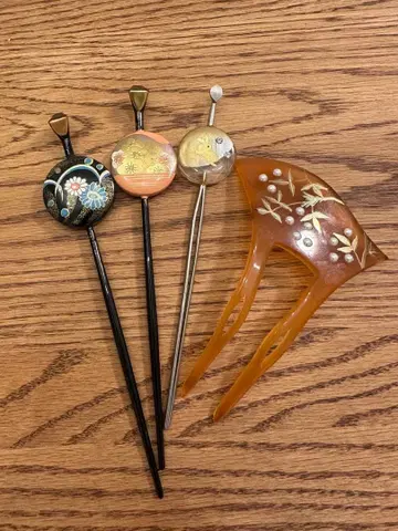 헤어콤 4개 세트 꽃무늬 토끼 모티브