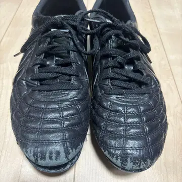YASUDA 블랙 축구화