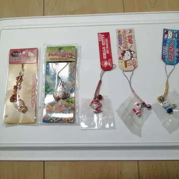 지역 한정 키티 이즈 스트랩 4개 세트