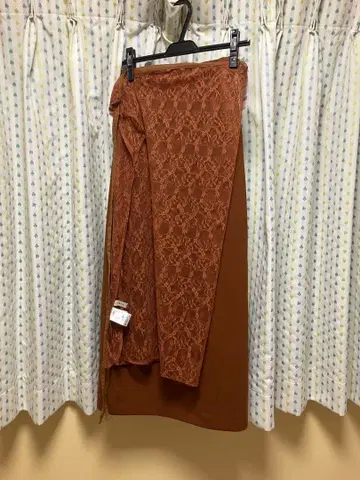 새상품 나노 유니버스 레이스 에이프런 포함 스커트