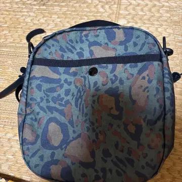 그레고리 카모 패턴 나일론 숄더백