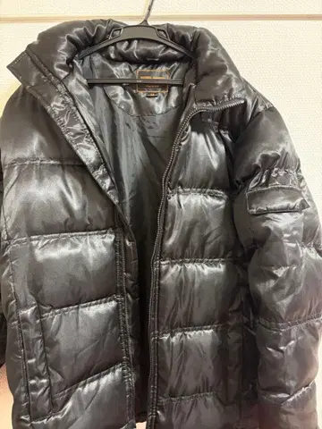 BIGNESS EMPEROR 블랙 다운 자켓