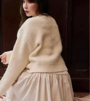 새상품 H Boa Logo Knit Pullover Herlipto